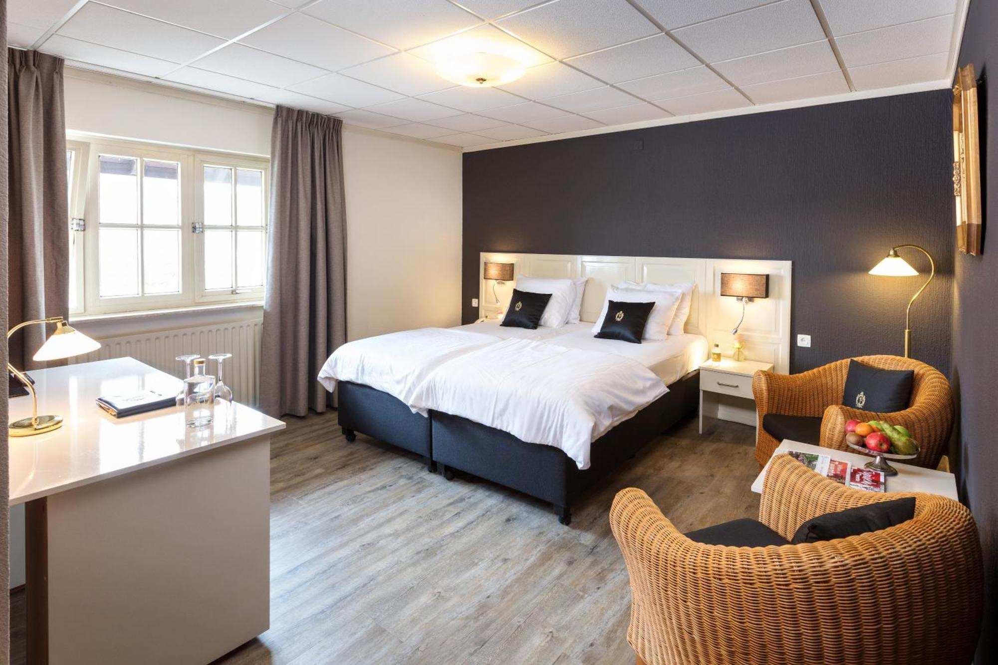 Landhuishotel De Bloemenbeek De Lutte Eksteriør billede