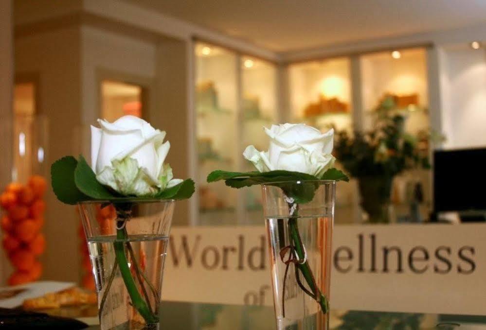 Landhuishotel De Bloemenbeek De Lutte Eksteriør billede